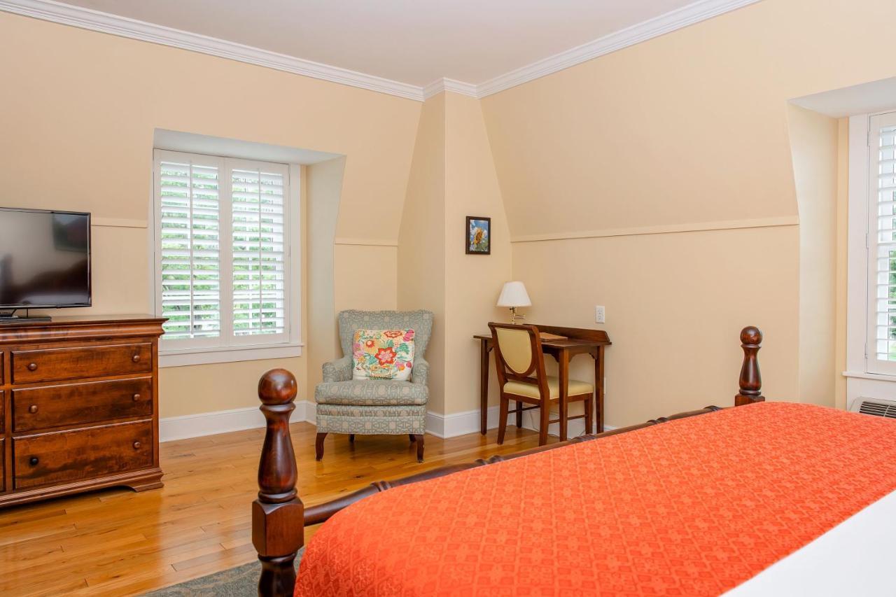 Mills Park Hotel Yellow Springs ภายนอก รูปภาพ